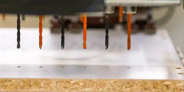 Присадка мебельных деталей