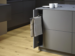 Бутылочница для полотенец 150 мм 3D, Арена КЛАССИК 1 шт, цвет ХРОМ, 1 уп. (2334640005)