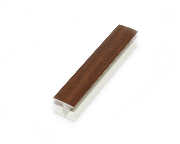 Соединение универсальное ПВХ Орех таволато В44167 95 мм